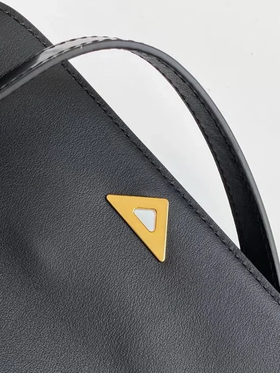 Prada Classic Triangle Shoulder Bag Black Calfskin Flip Cover - Picture 5 of 5